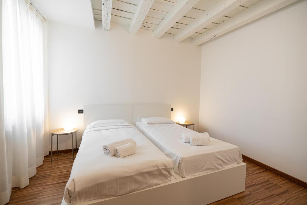 Domus Verona - Residenza Marconi Bagian luar foto