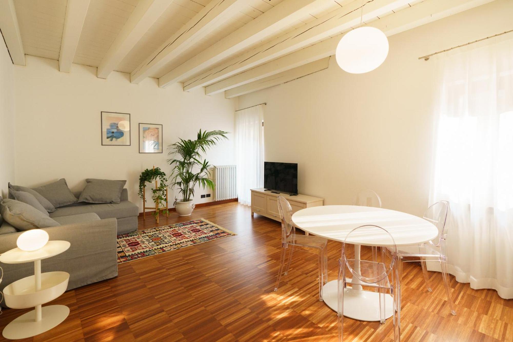 Domus Verona - Residenza Marconi Bagian luar foto